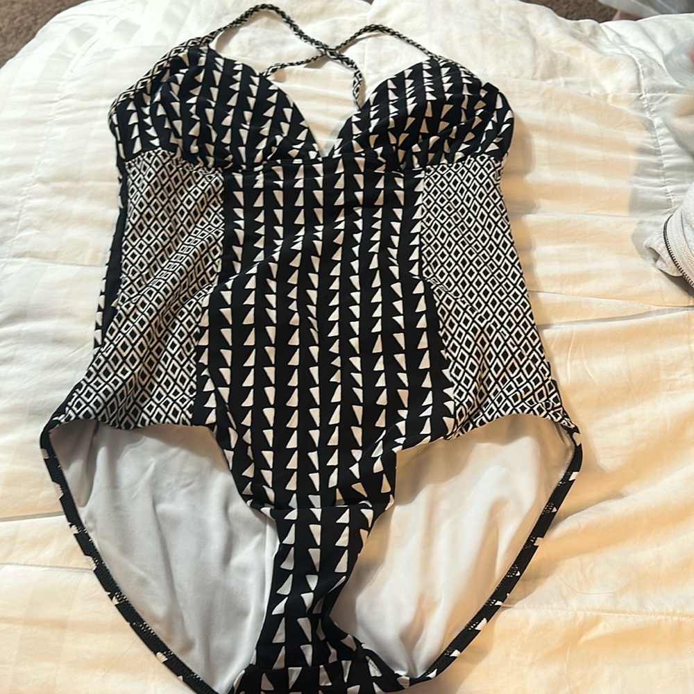 One piece swimsuit